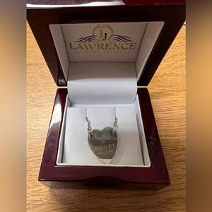 Gucci trademark necklace with heart pendant
